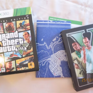 XBOX 360 Grand Theft Auto Five Special edition med strøkent kart